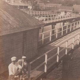 Bribie Passengers on Jetty