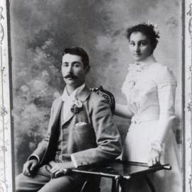 Wedding photograph of Robert McPherson and Isabella Duncan in 1900