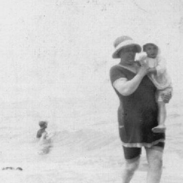 Jean and Flo Somerville