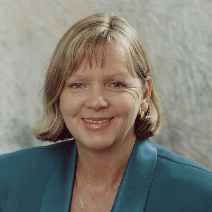 Cr L. (Lynette) Devereaux