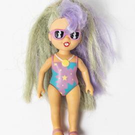 Hollywoods colour change doll - "Holly"