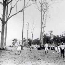 Cricket match at Samsonvale, 1945