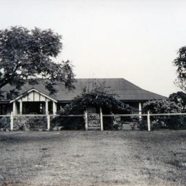 Farmhouse on England's farm, South Pine Road Brendale