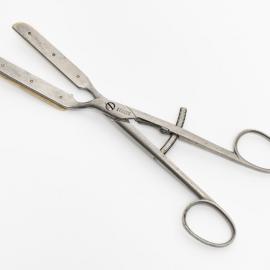 Haemorrhoid forceps