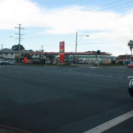 Intersection of Anzac Avenue and Victoria Avenue - Redcliffe - 3