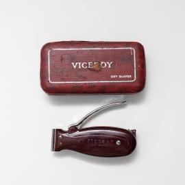 Viceroy non-electric dry shaver