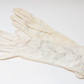Beaded evening gloves