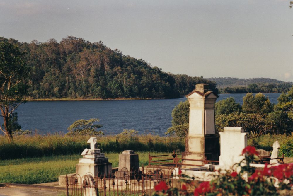 R. J. Apelt Samsonvale Cemetery 1988 Conservation Management Plan